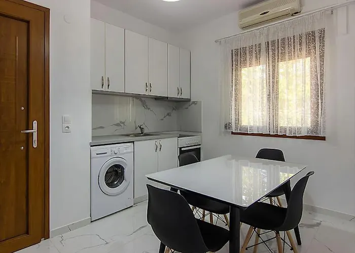 Modern One Bedroom Beachside Case de vacanță *