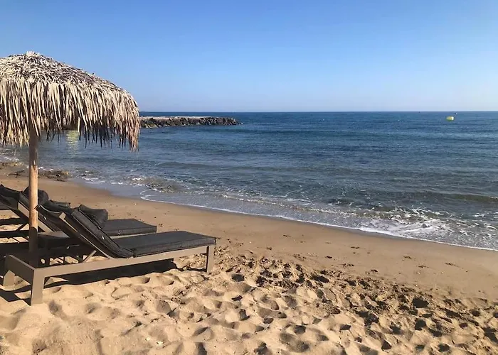Modern One Bedroom Beachside * Hersónissos