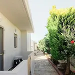 Modern One Bedroom Beachside Prázdninový dům Hersonissos (Crete)