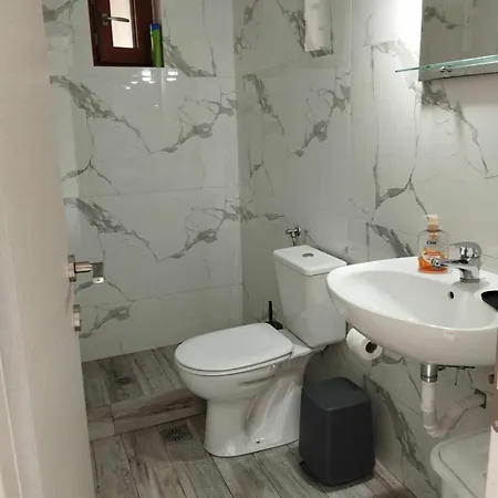 Modern One Bedroom Beachside Holiday home Hersonissos (Crete)