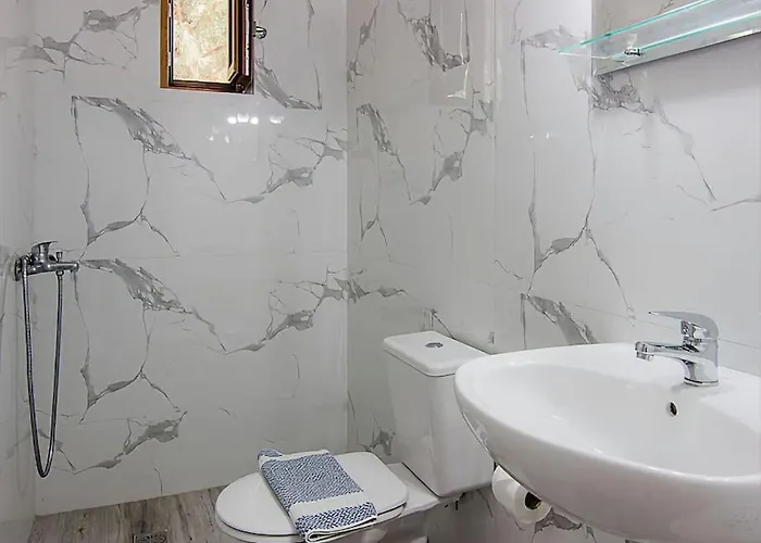 Дом отдыха Modern One Bedroom Beachside *