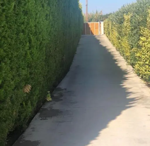 Дом отдыха Modern One Bedroom Beachside *